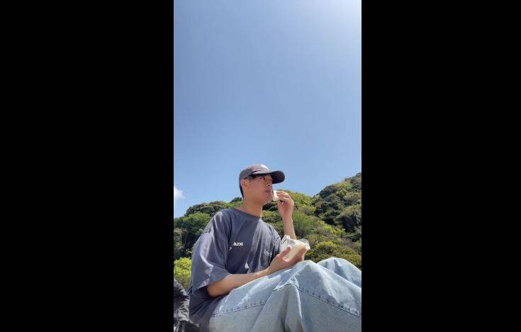 Japon gencin ağzına götürdüğü sandviçi pençesiyle çaldı! Fişek gibi geldi tek hamlede kaptı - Resim: 7